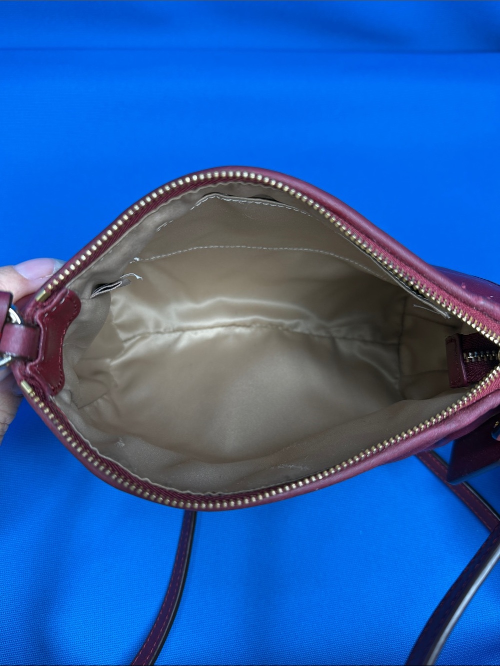 GORGEOUS COACH NEW YORK CRIMSON COLETTE CROSSBODY / SWINGPACK / SHOULDER BAG - Picture 17 of 17